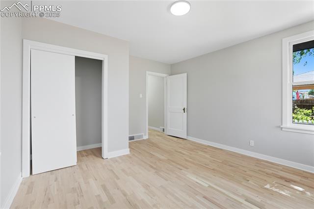 106 Farragut Avenue