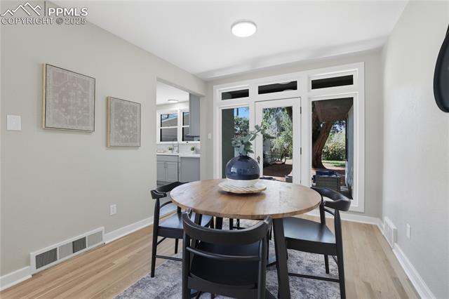 106 Farragut Avenue