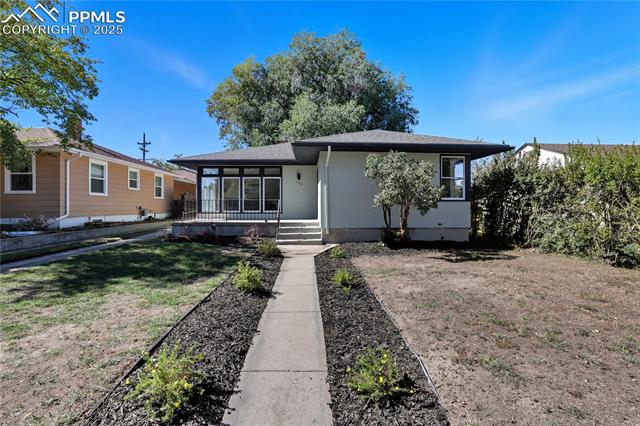 106 Farragut Avenue