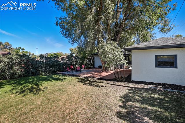 106 Farragut Avenue