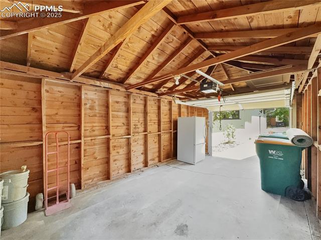106 Farragut Avenue