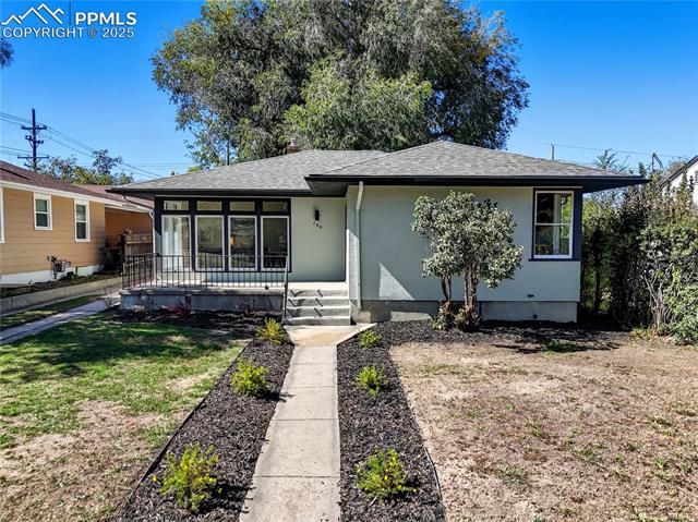 106 Farragut Avenue