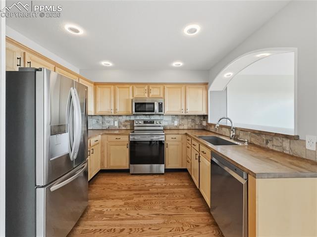 3761 Homestead Ridge Heights