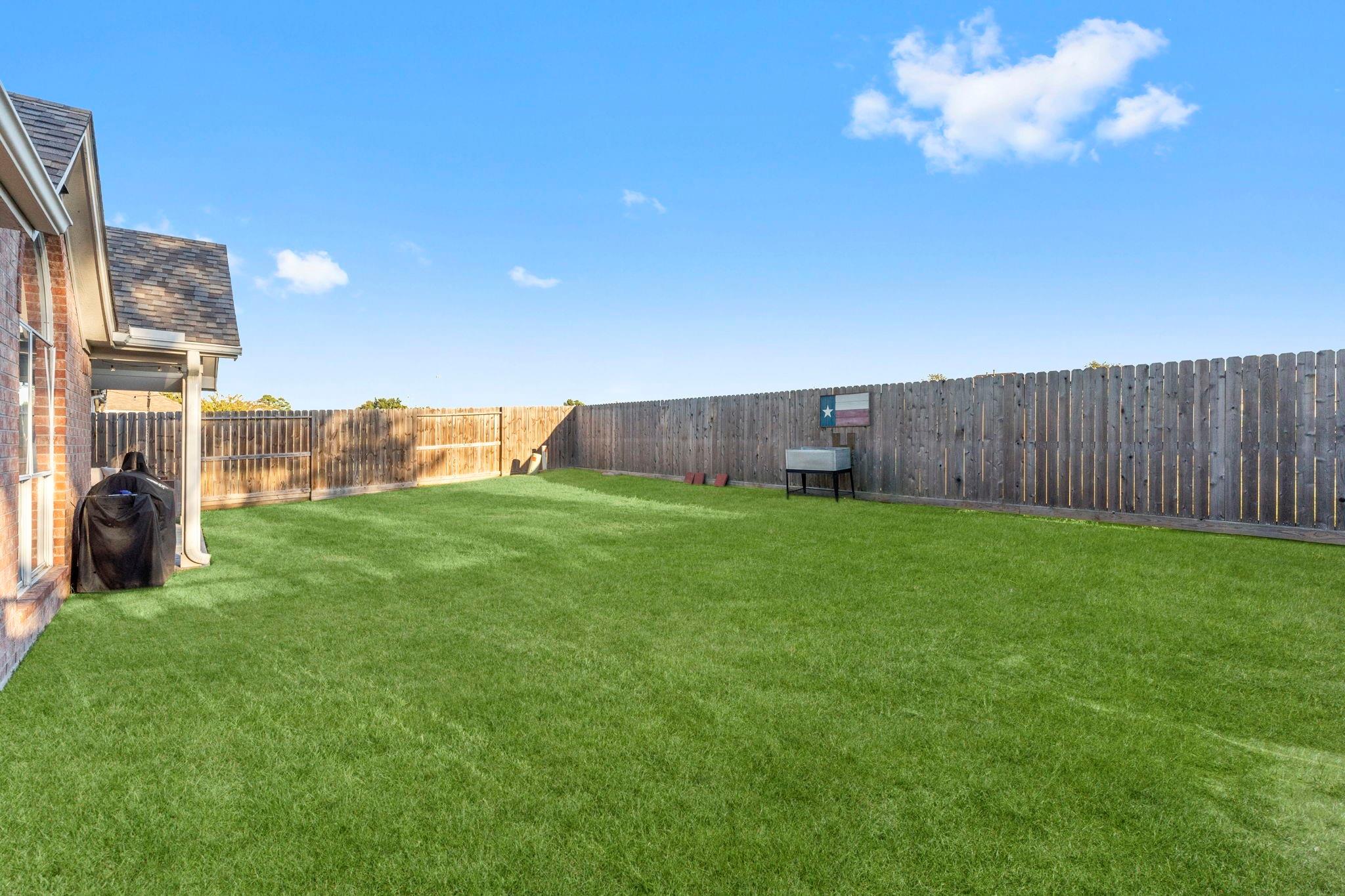 3339 Ellesborough Lane