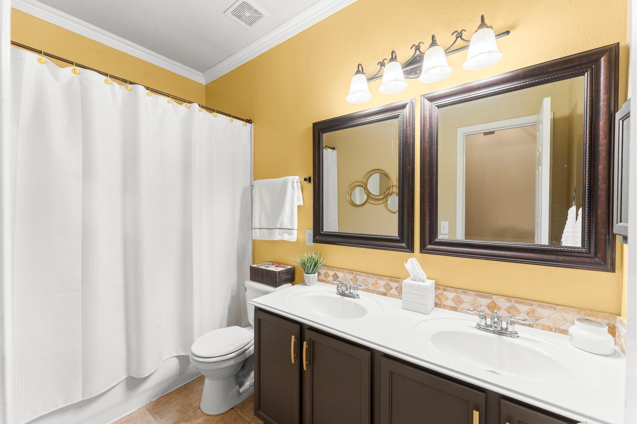 3339 Ellesborough Lane