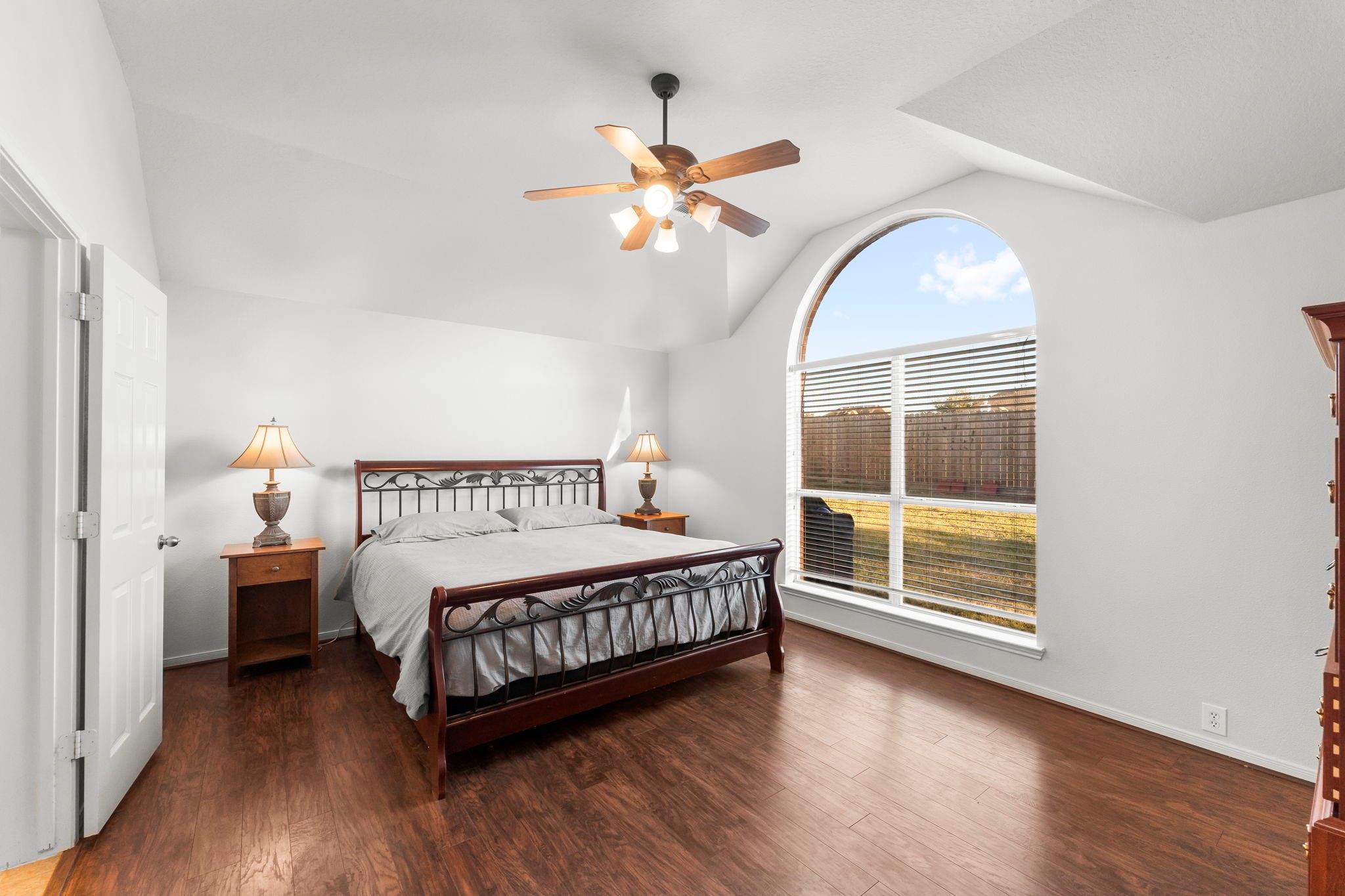 3339 Ellesborough Lane