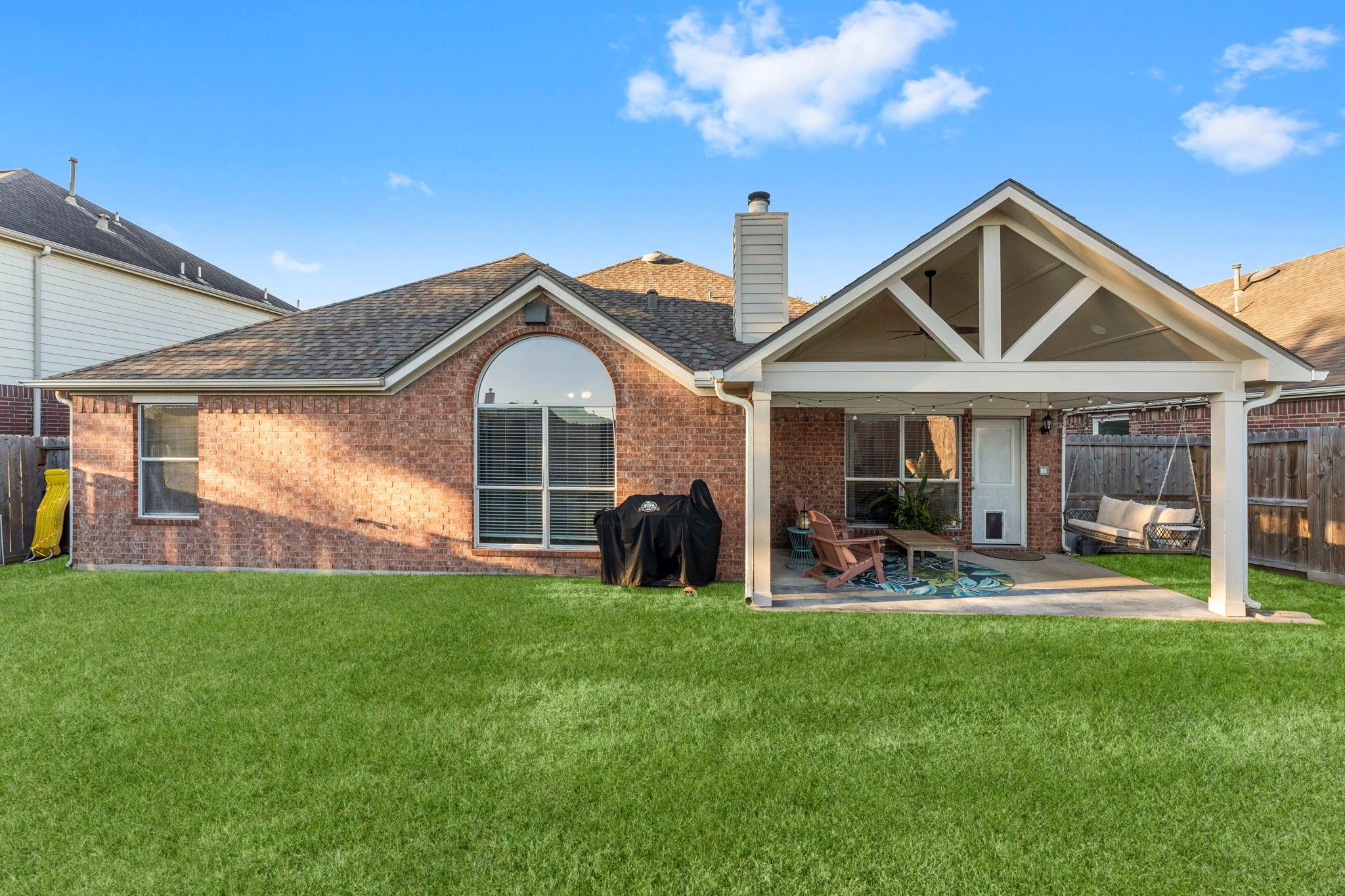 3339 Ellesborough Lane