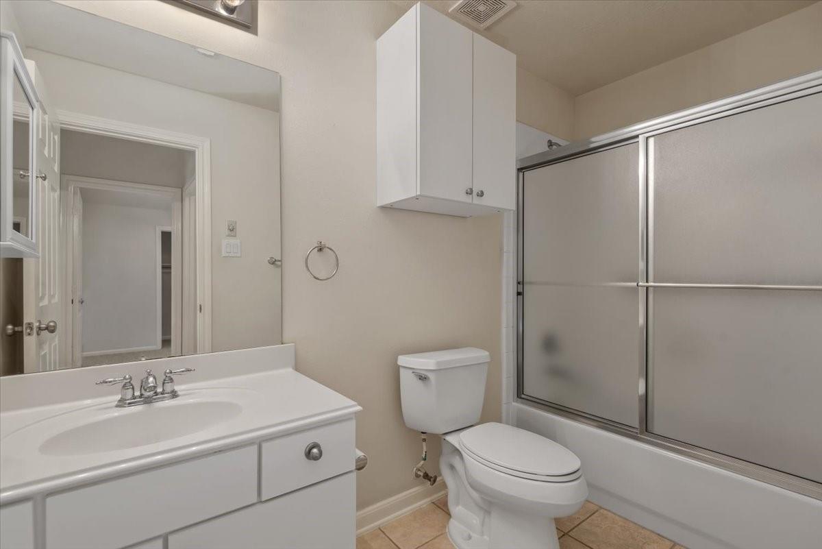 15802 Collinsville Drive