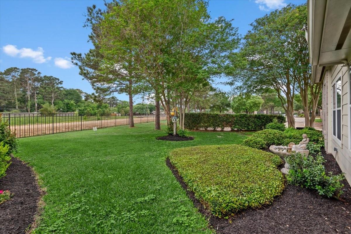 15802 Collinsville Drive