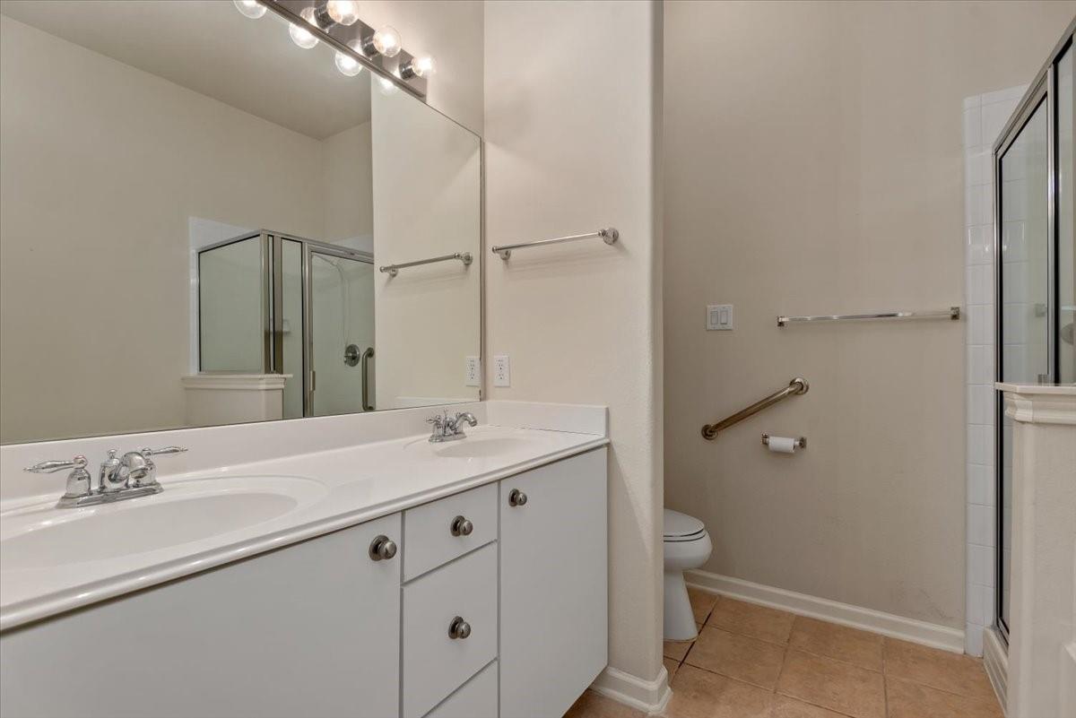 15802 Collinsville Drive