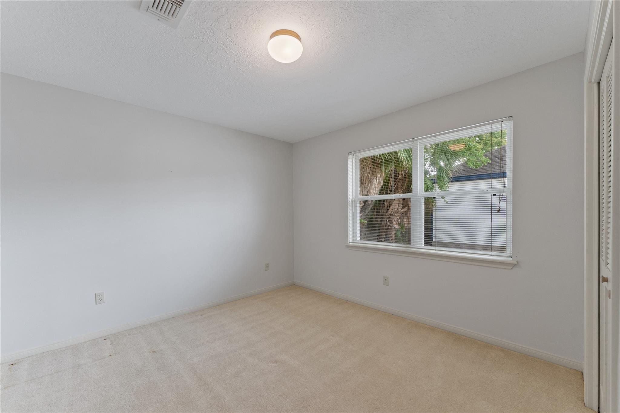 2576 Cliff Drive