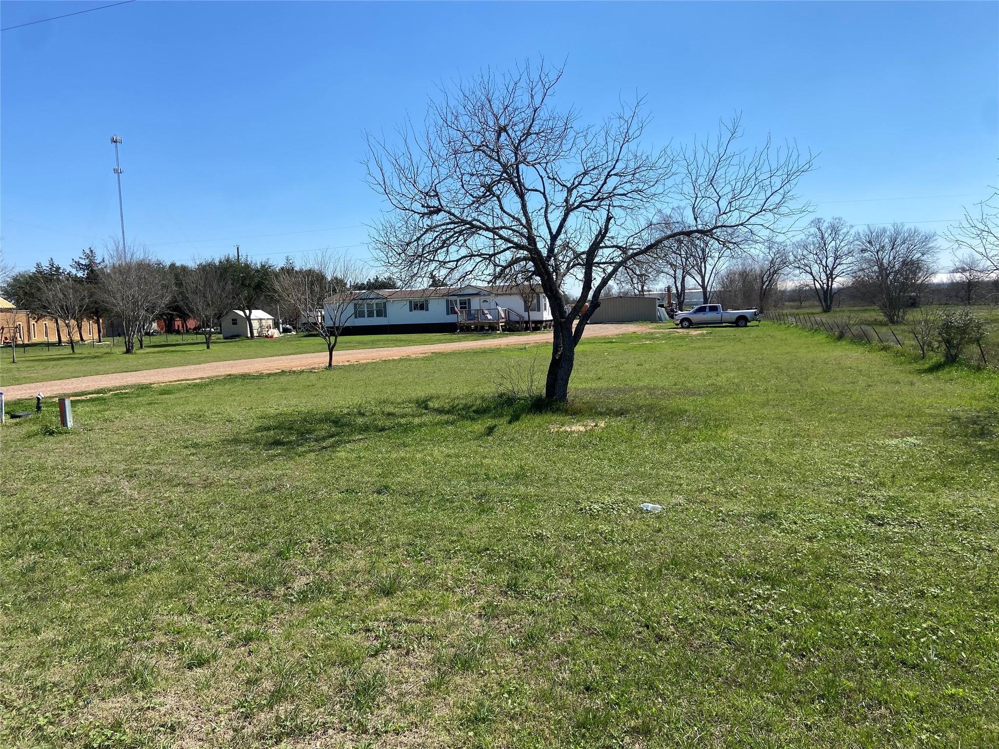 10507 E 159 Highway E