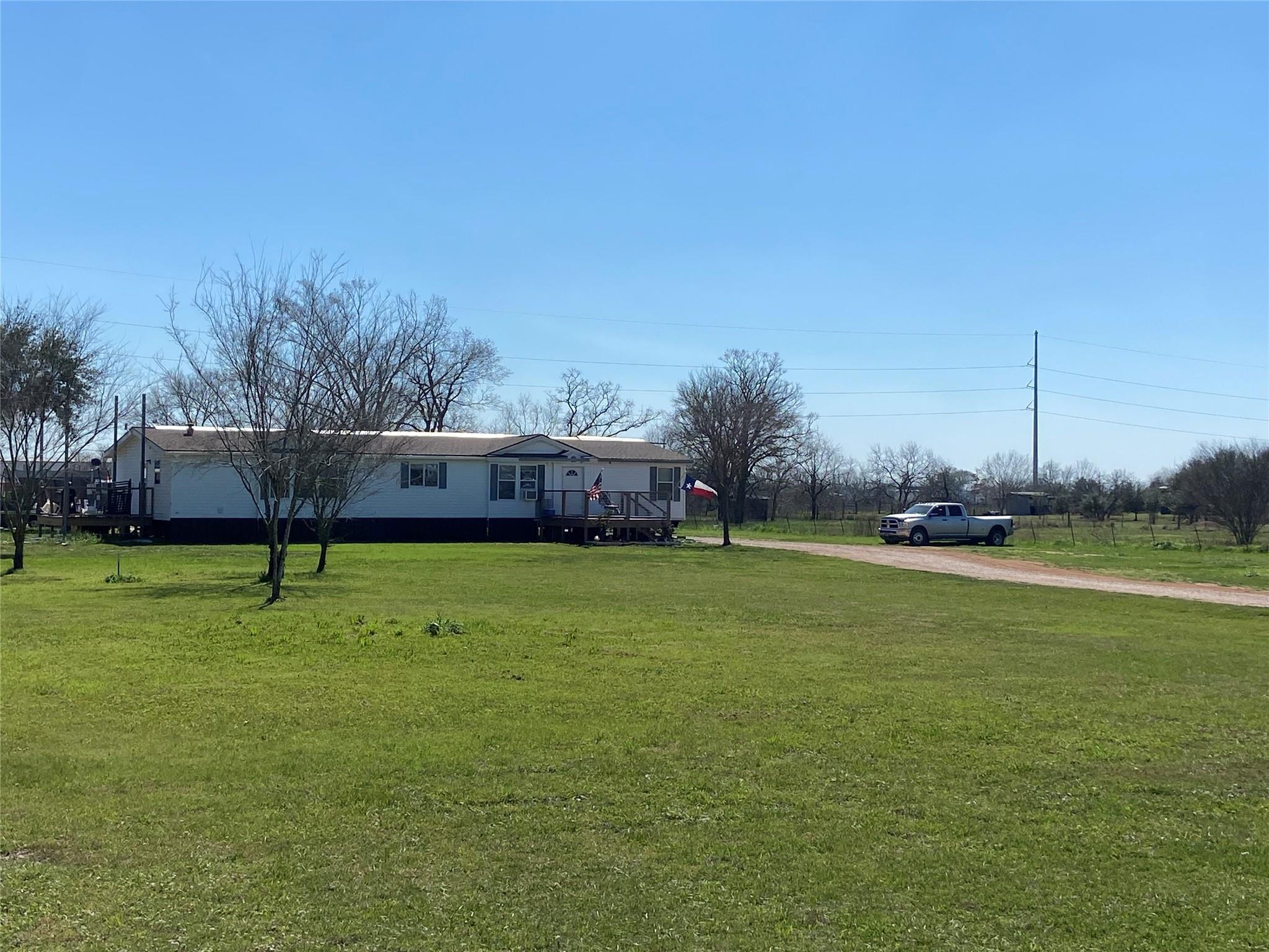 10507 E 159 Highway E