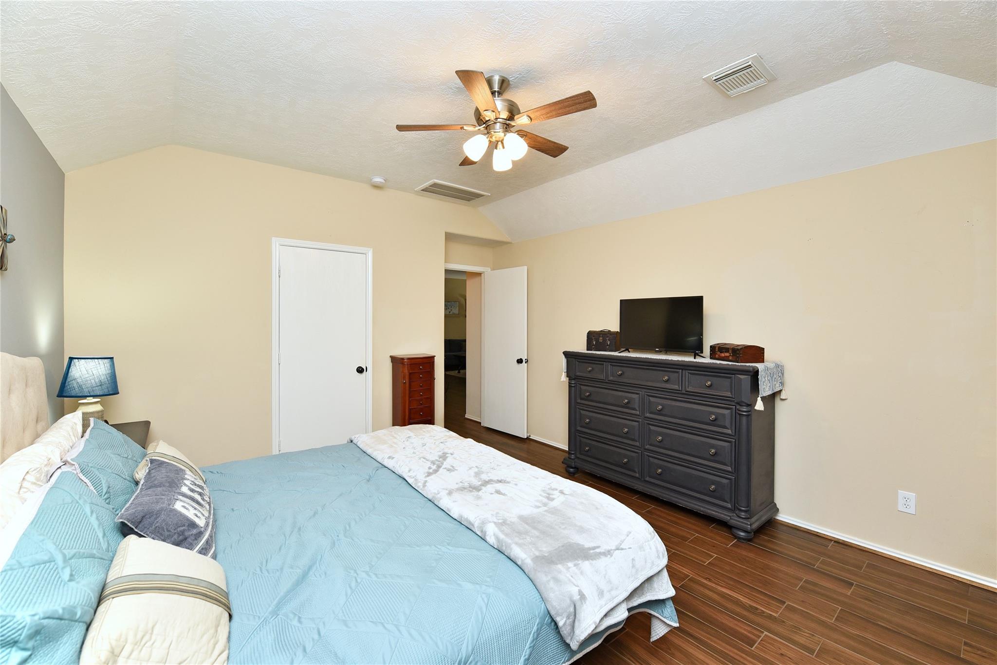 26 S Vesper Bend Circle