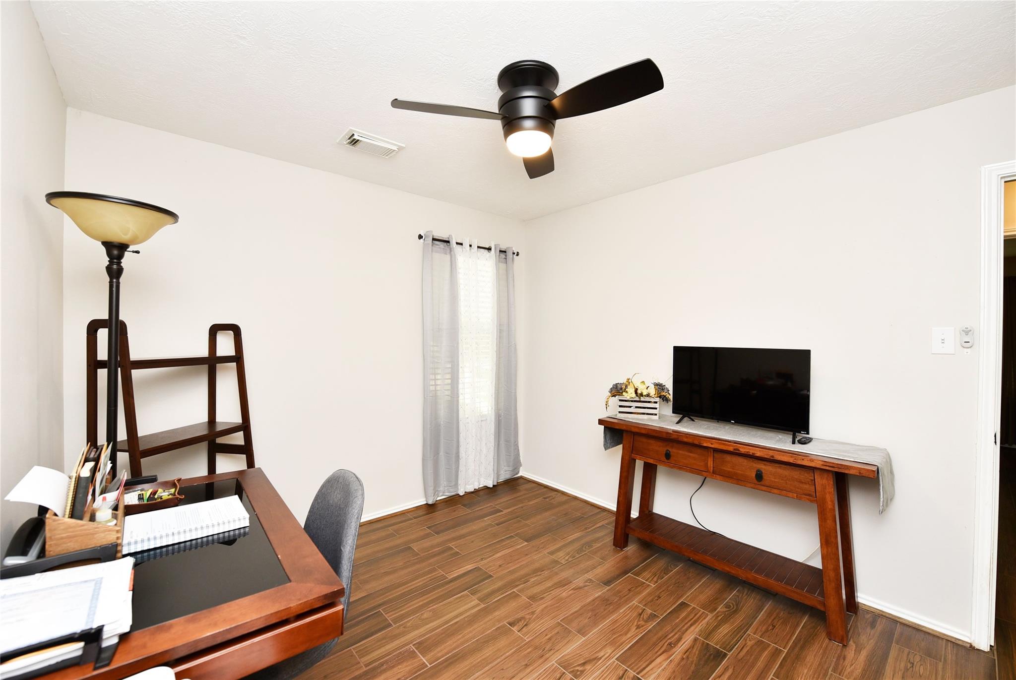26 S Vesper Bend Circle