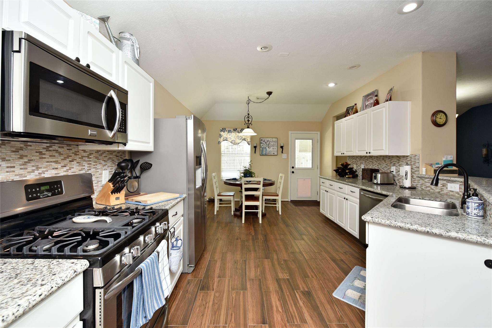 26 S Vesper Bend Circle