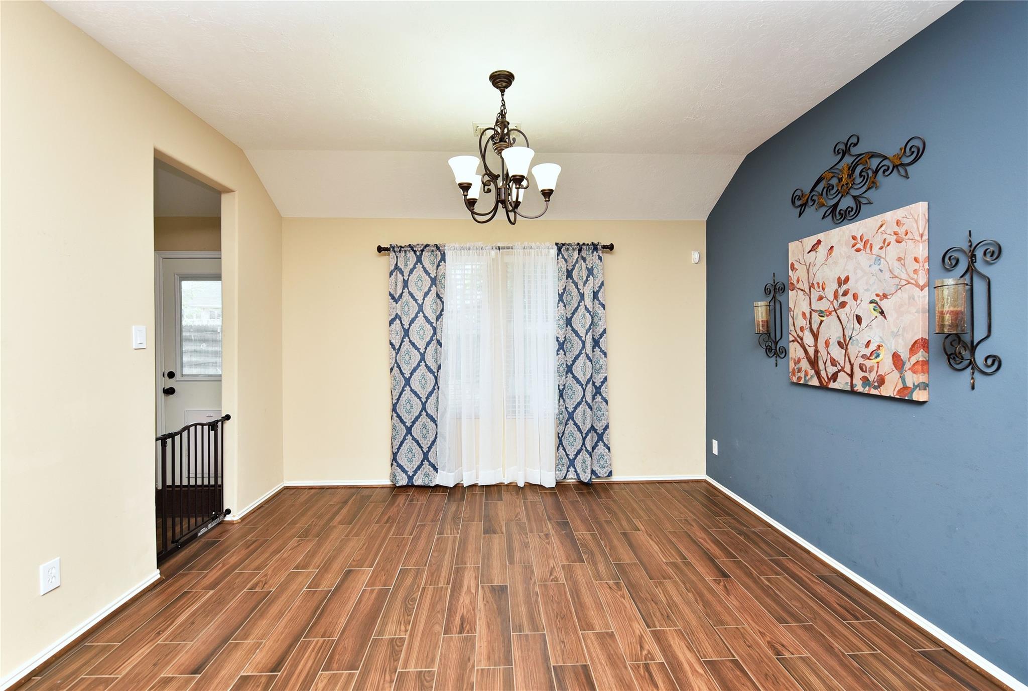 26 S Vesper Bend Circle