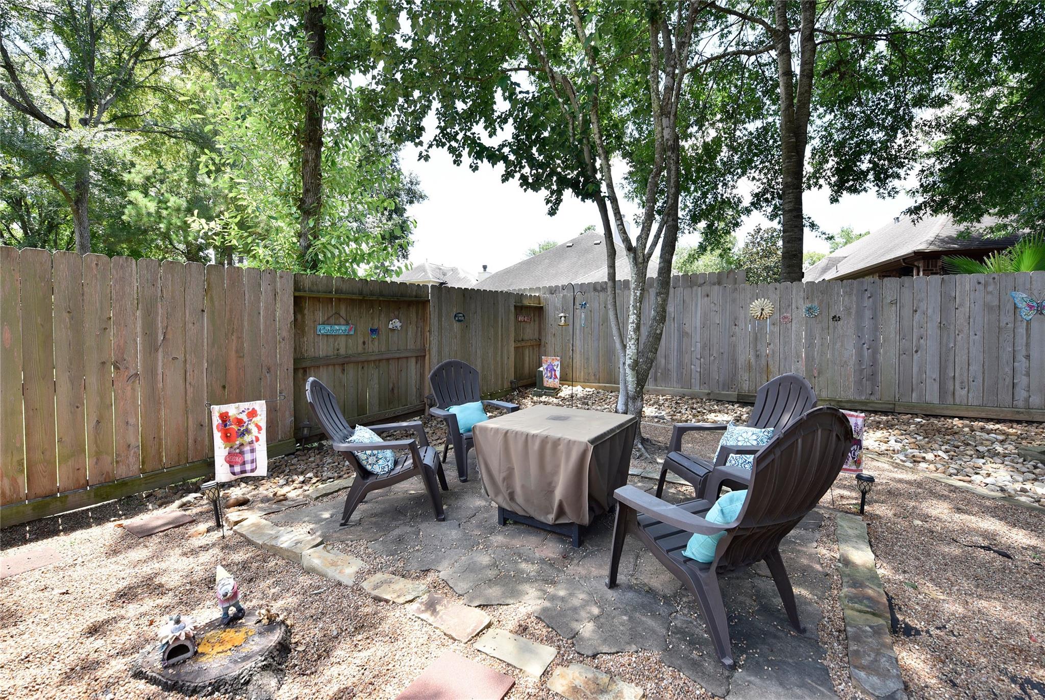 26 S Vesper Bend Circle