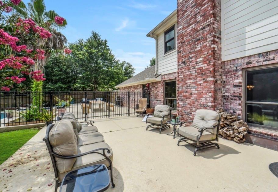 3011 Willow Oak Lane
