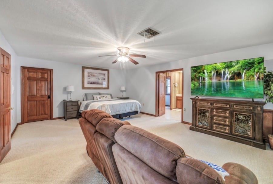 3011 Willow Oak Lane