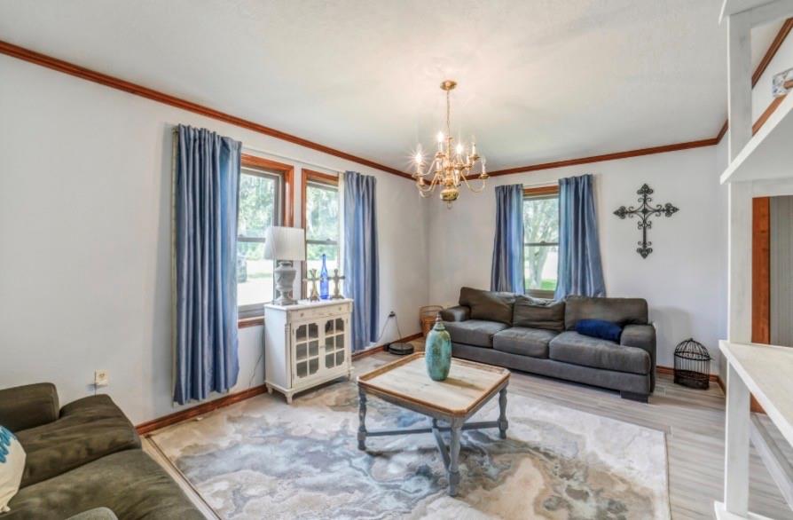 3011 Willow Oak Lane