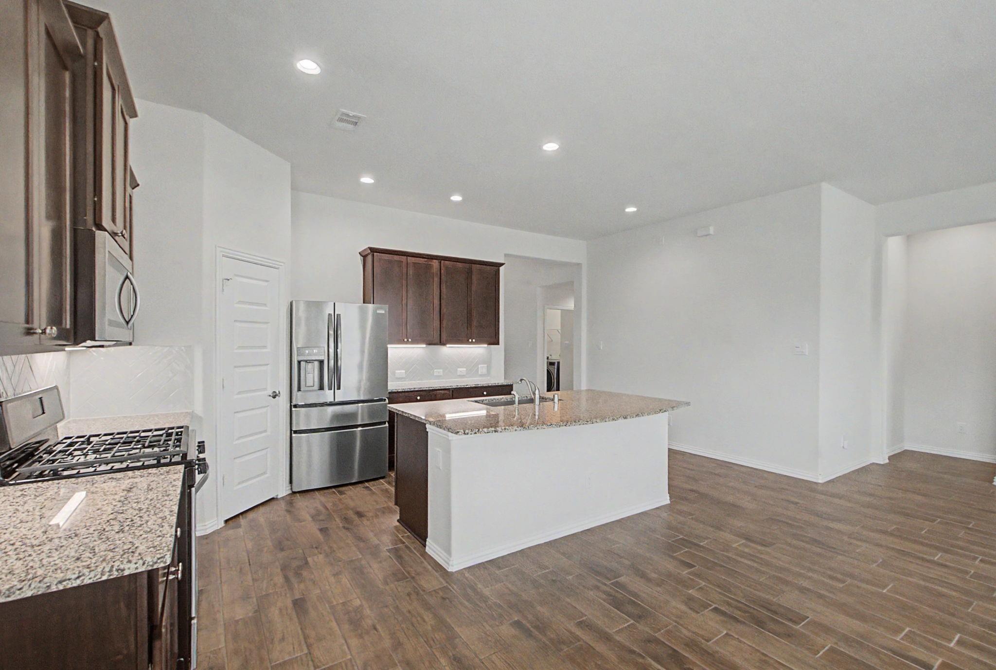 15404 Bicknells Thrush Court