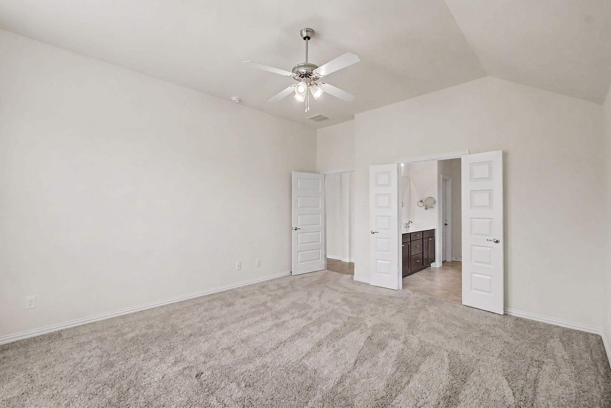 15404 Bicknells Thrush Court