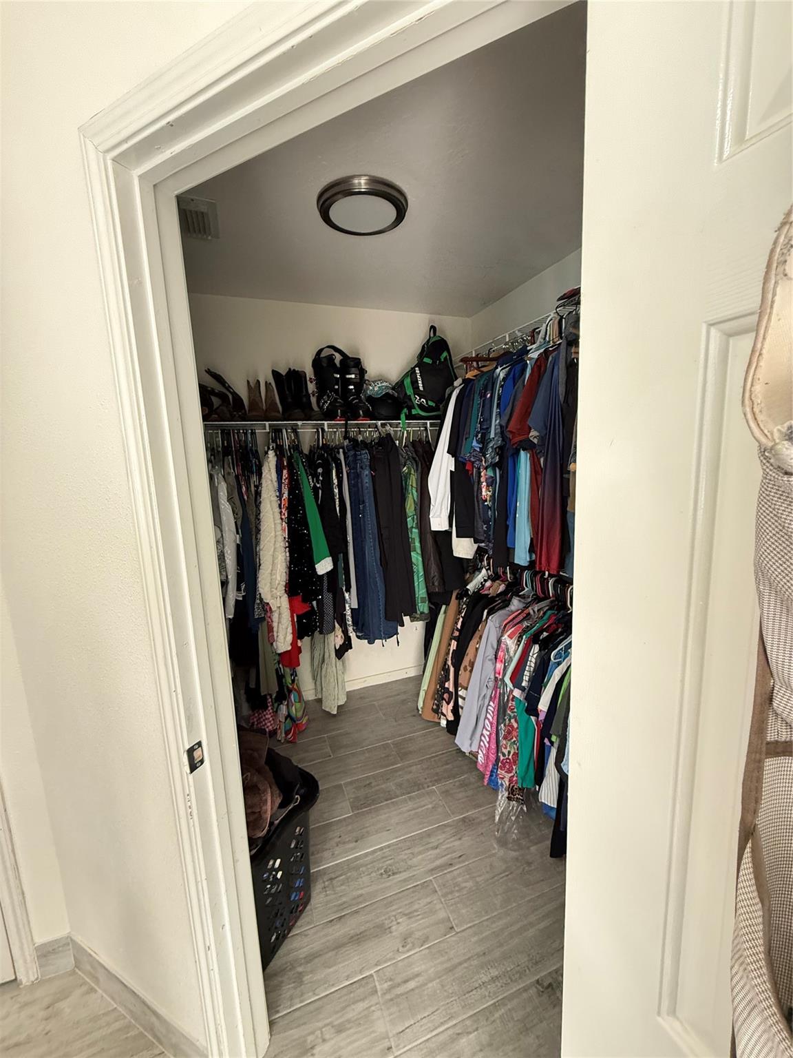 3107 Woodwind Circle