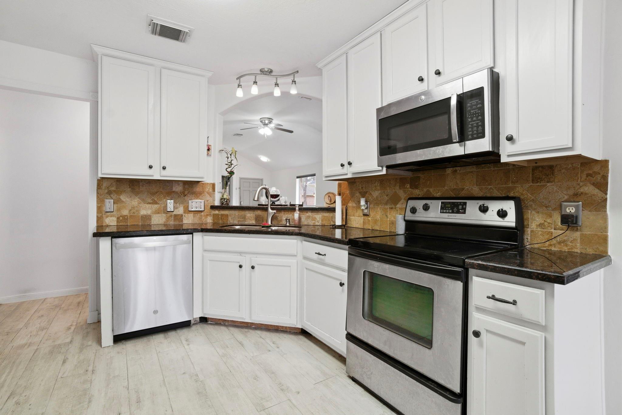 3107 Woodwind Circle