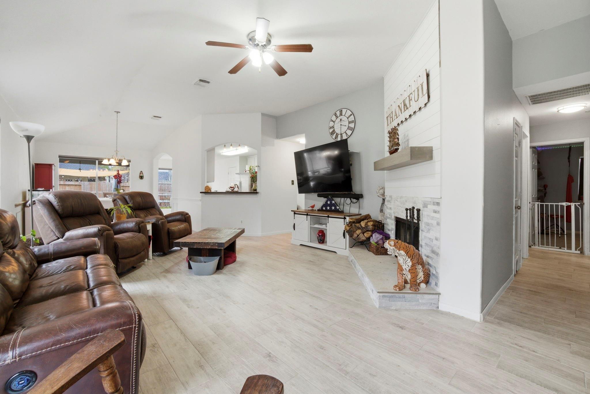 3107 Woodwind Circle