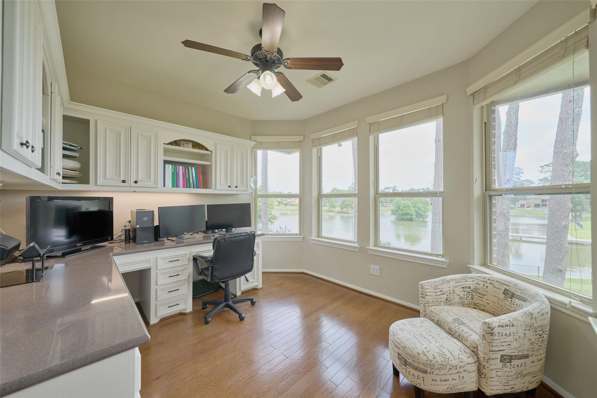 13606 Oak Harbor Bend