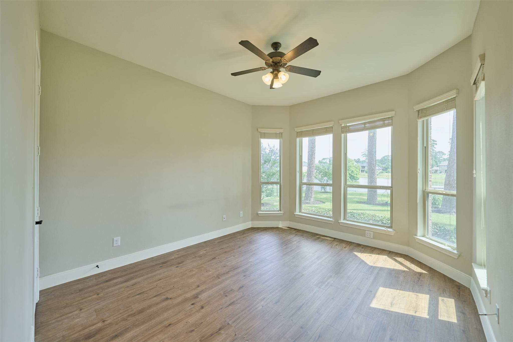 13606 Oak Harbor Bend