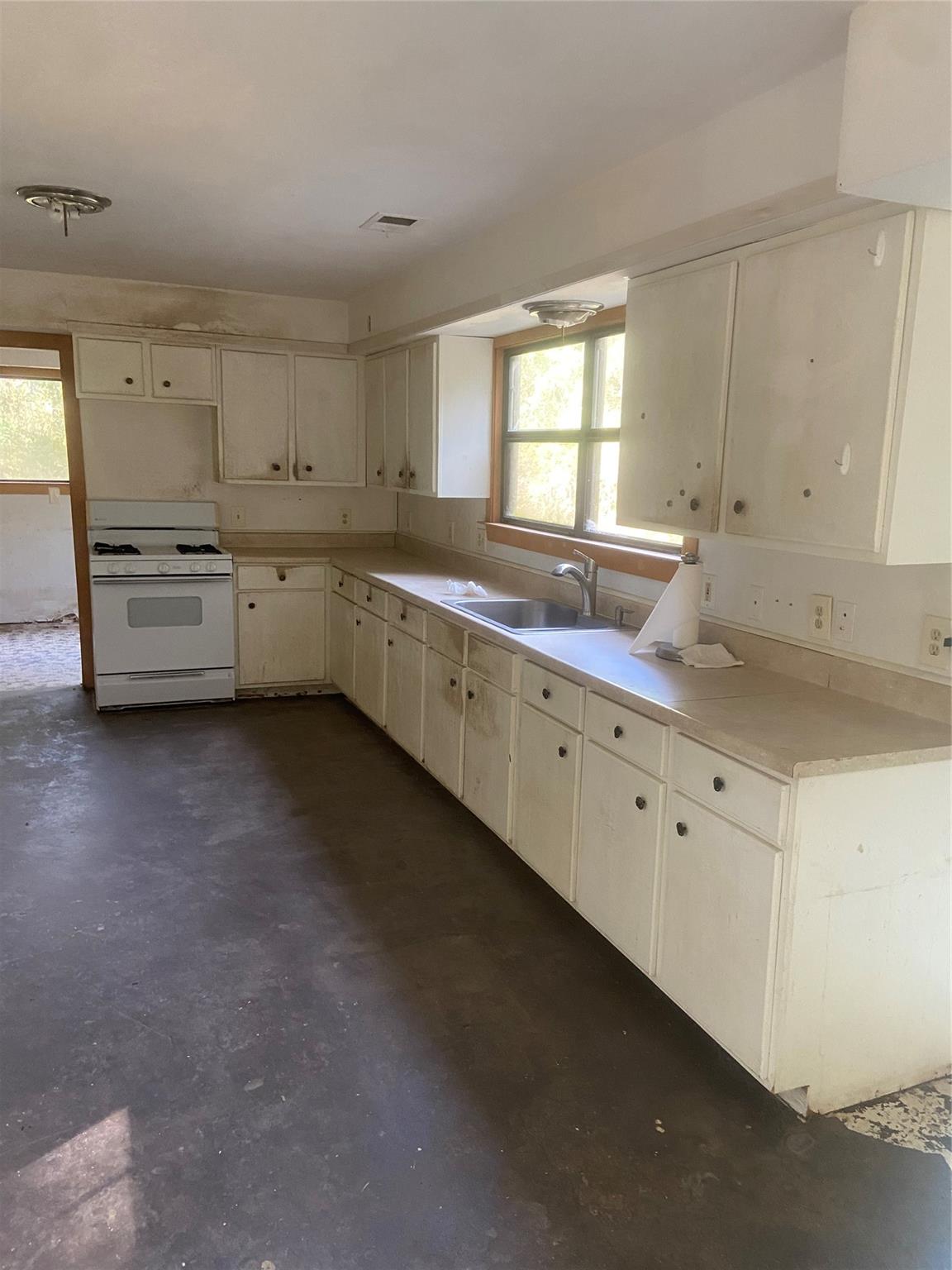 41502 N Mill Drive, Magnolia