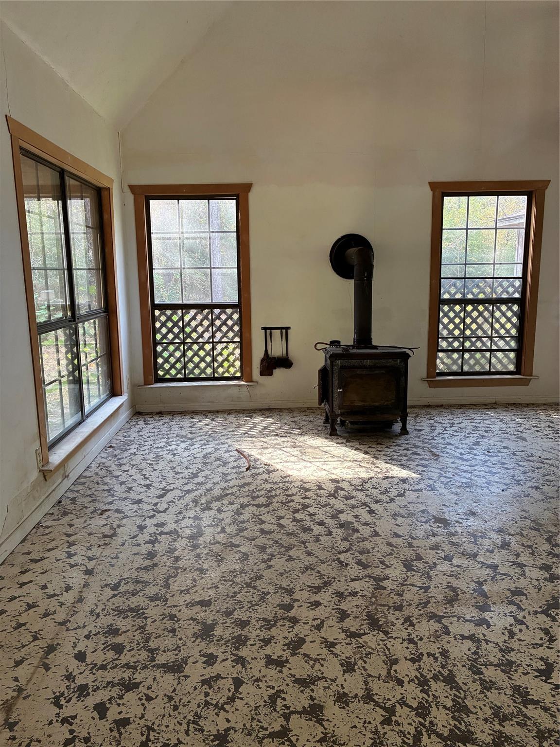 41502 N Mill Drive, Magnolia