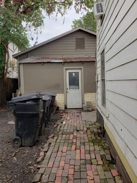 1410 Finch Street
