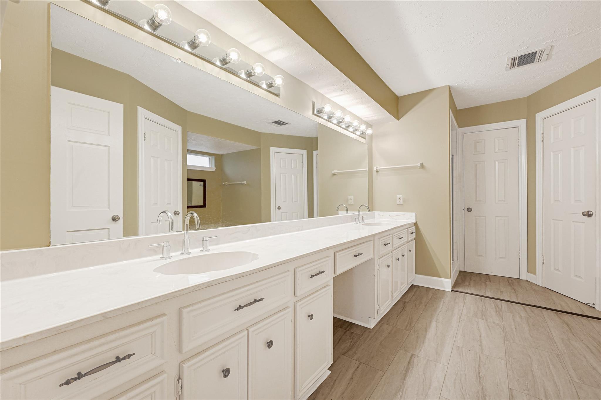 17918 Vintage Wood Lane