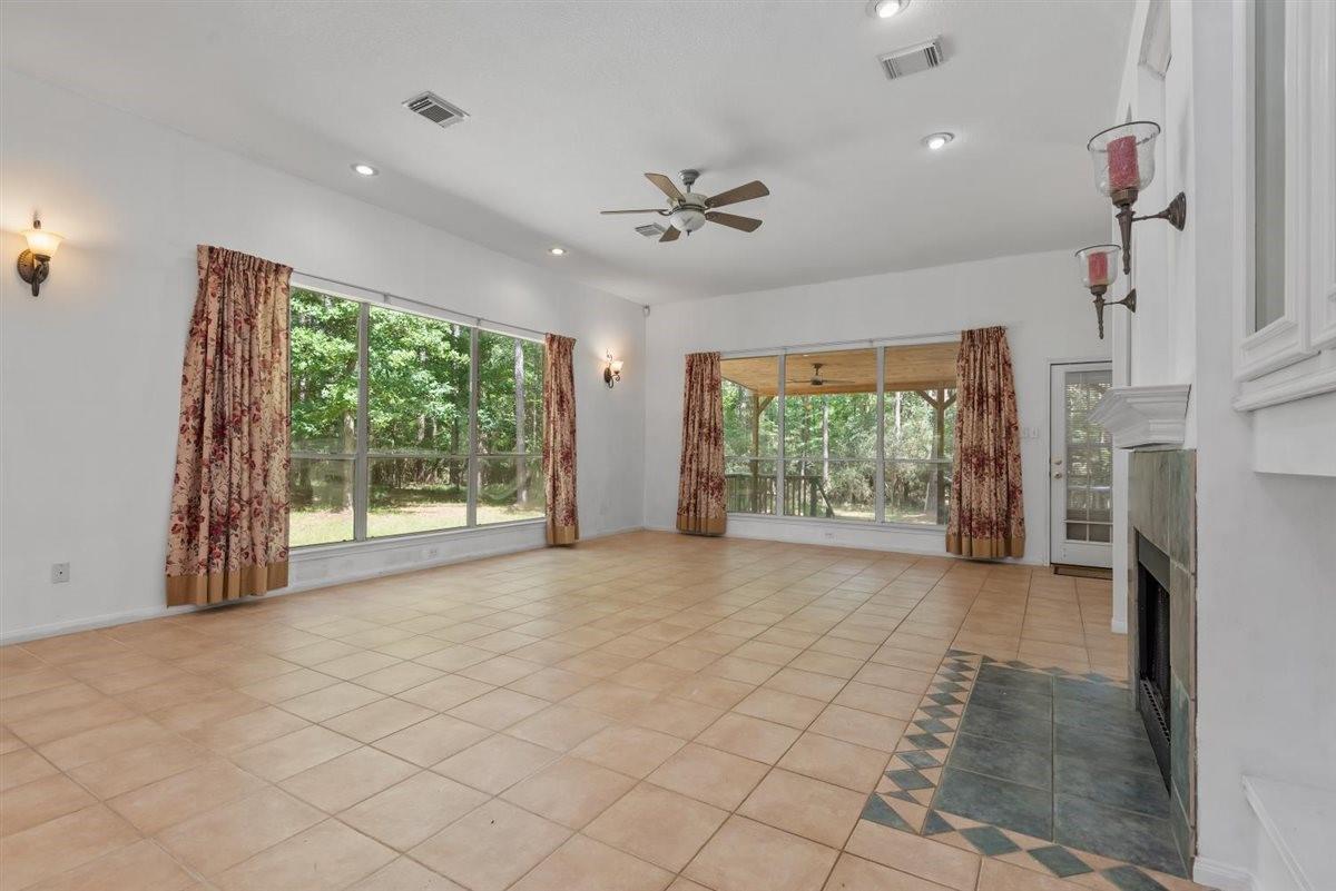 5914 Stone Creek Drive