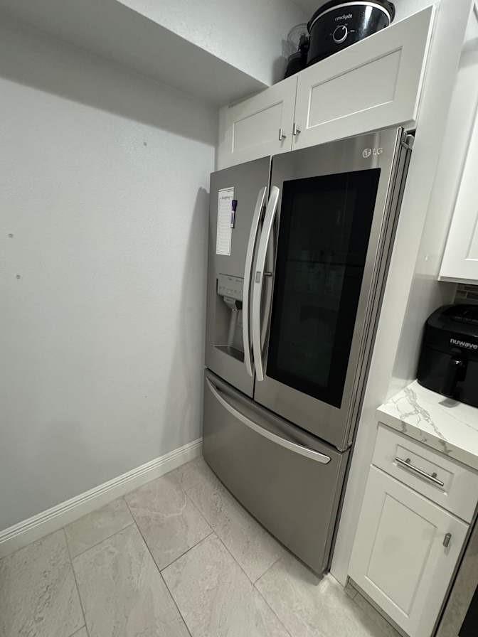 355 N Post Oak Lane # 641