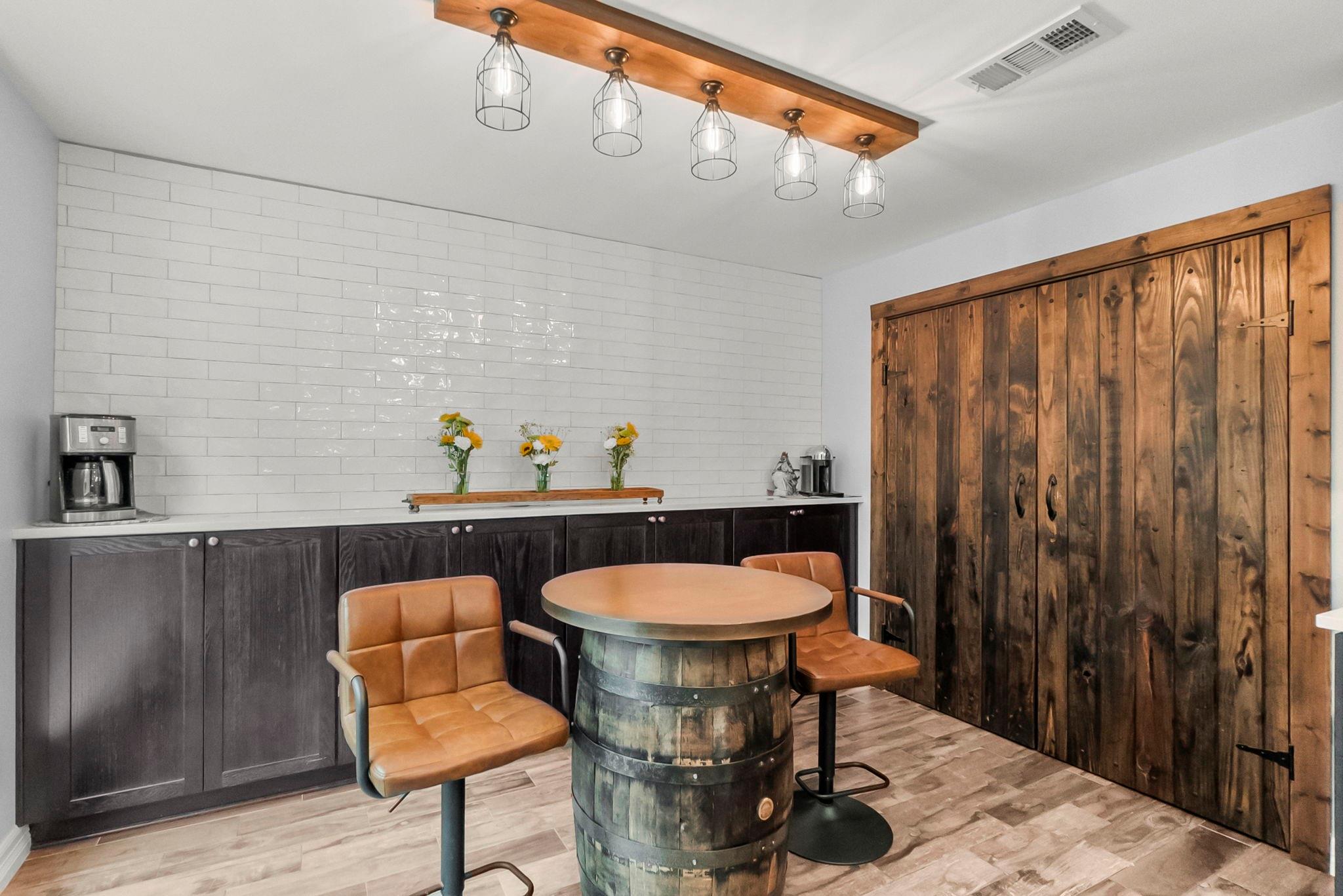 153 N Rainbow Ridge Circle