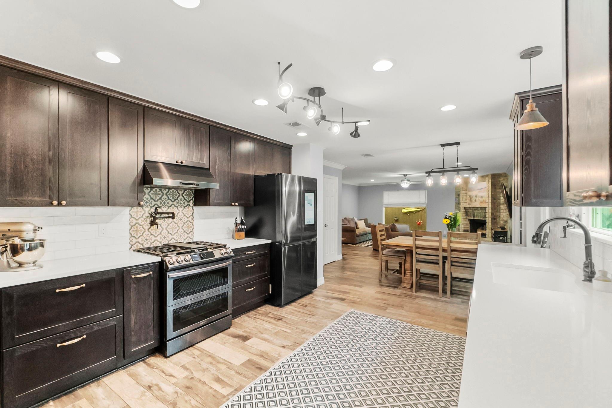 153 N Rainbow Ridge Circle