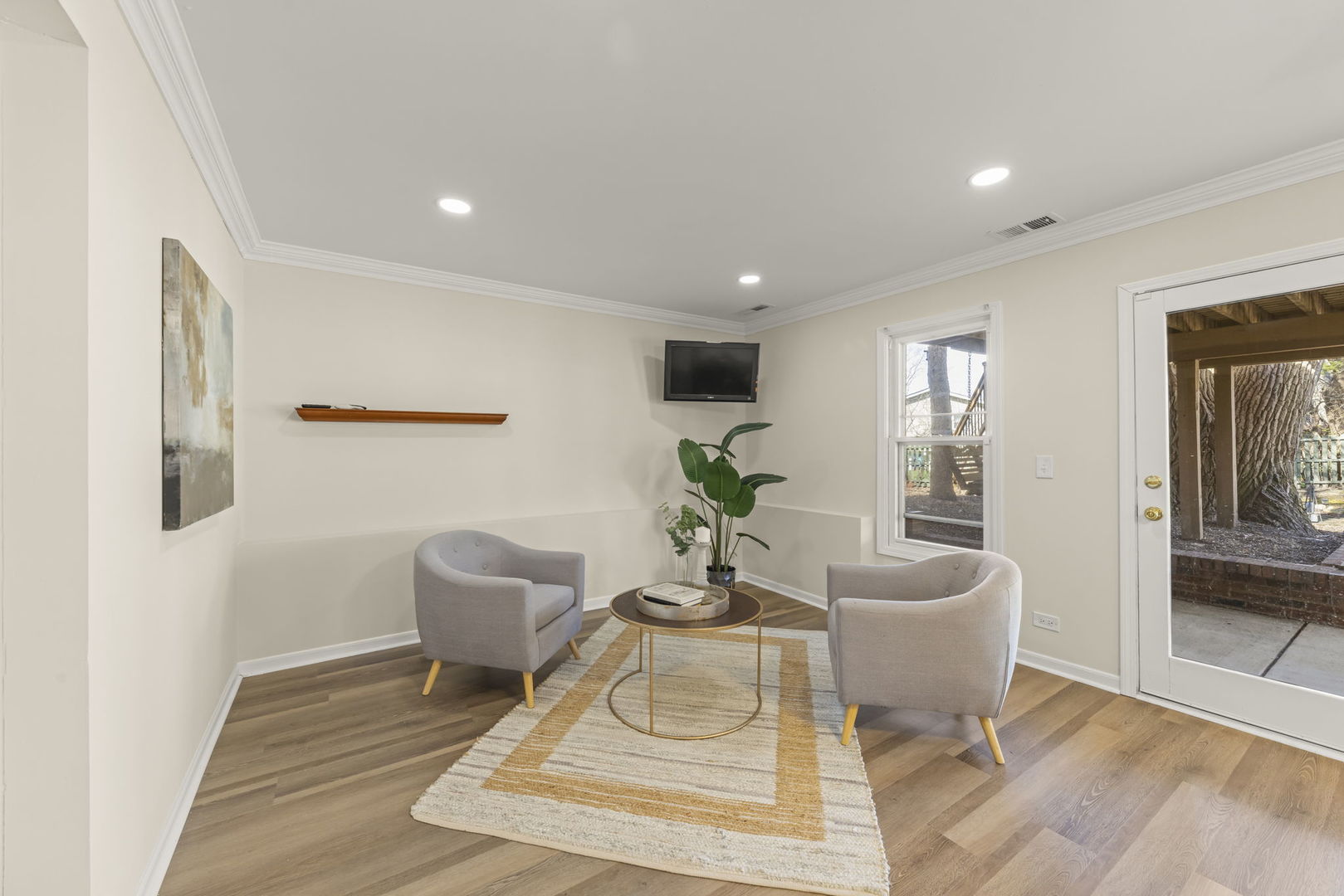 23W310 Saint James Court