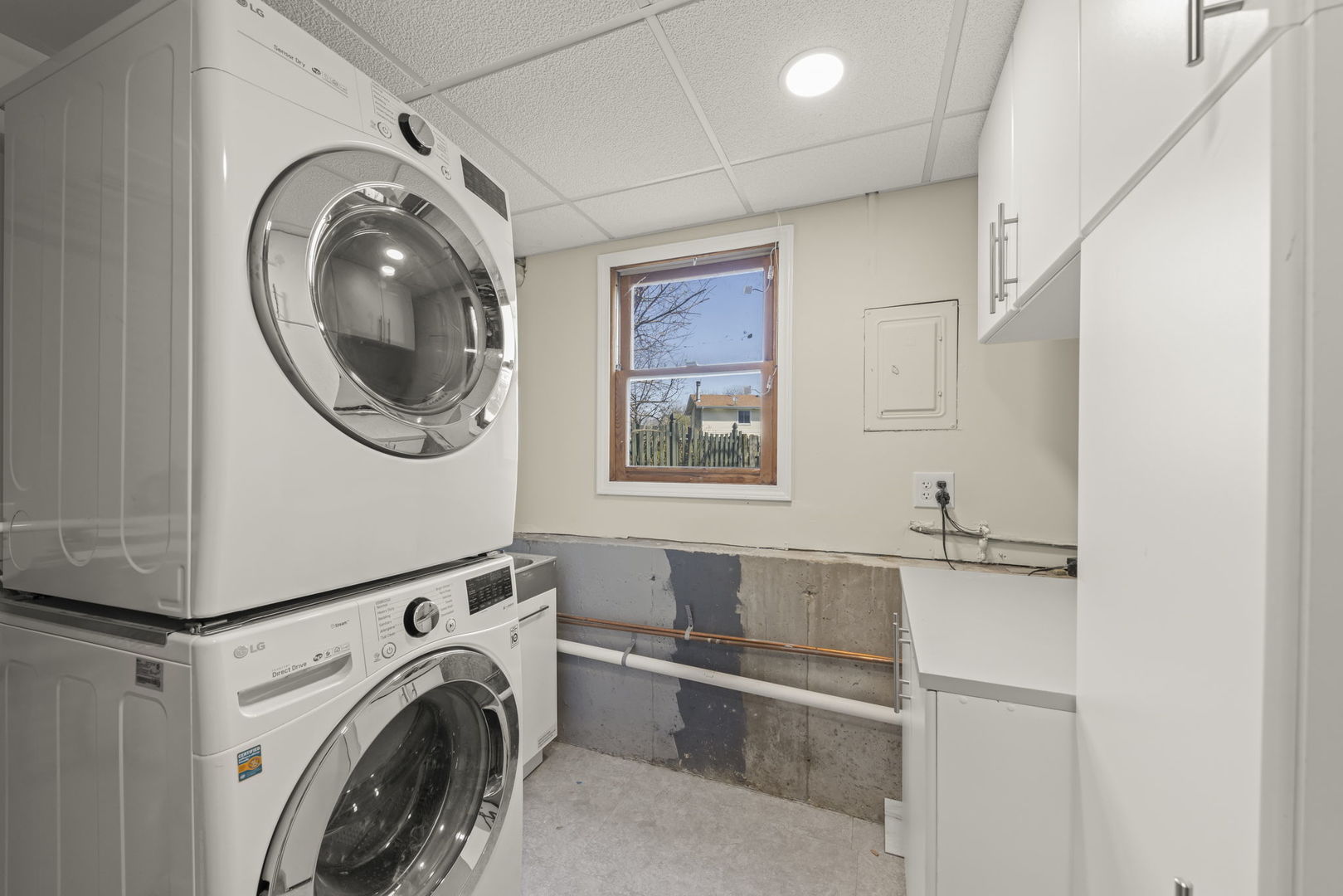 23W310 Saint James Court