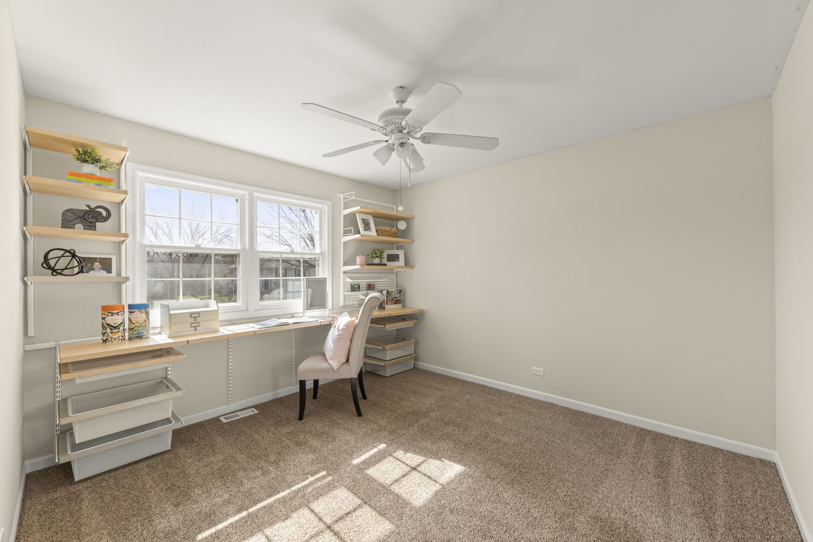 23W310 Saint James Court