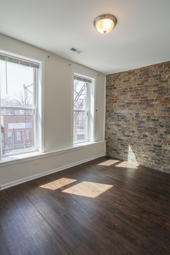 1654 W Cortland Street Unit: 1F