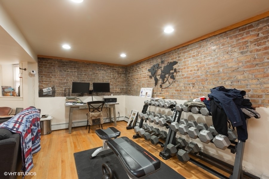 858 N Wolcott Avenue Unit: G