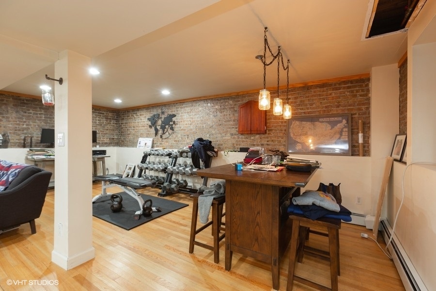 858 N Wolcott Avenue Unit: G