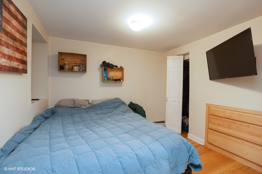 858 N Wolcott Avenue Unit: G