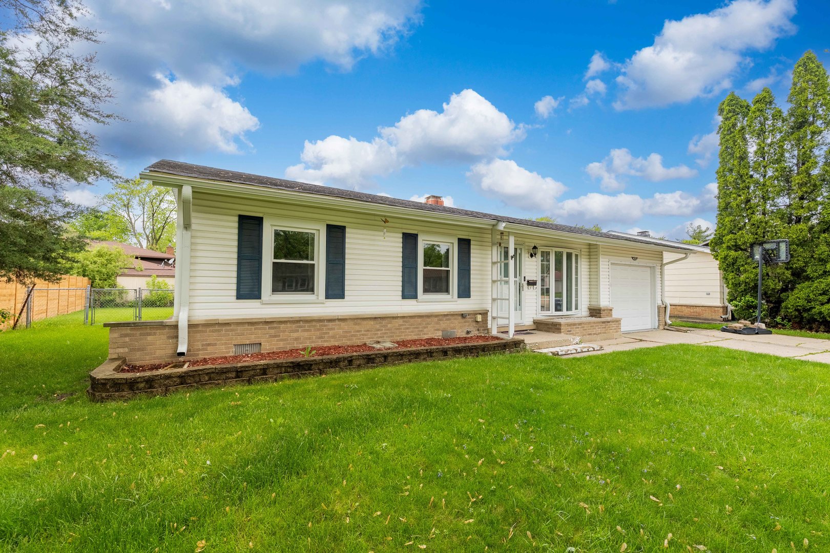 242 Greenbriar Street