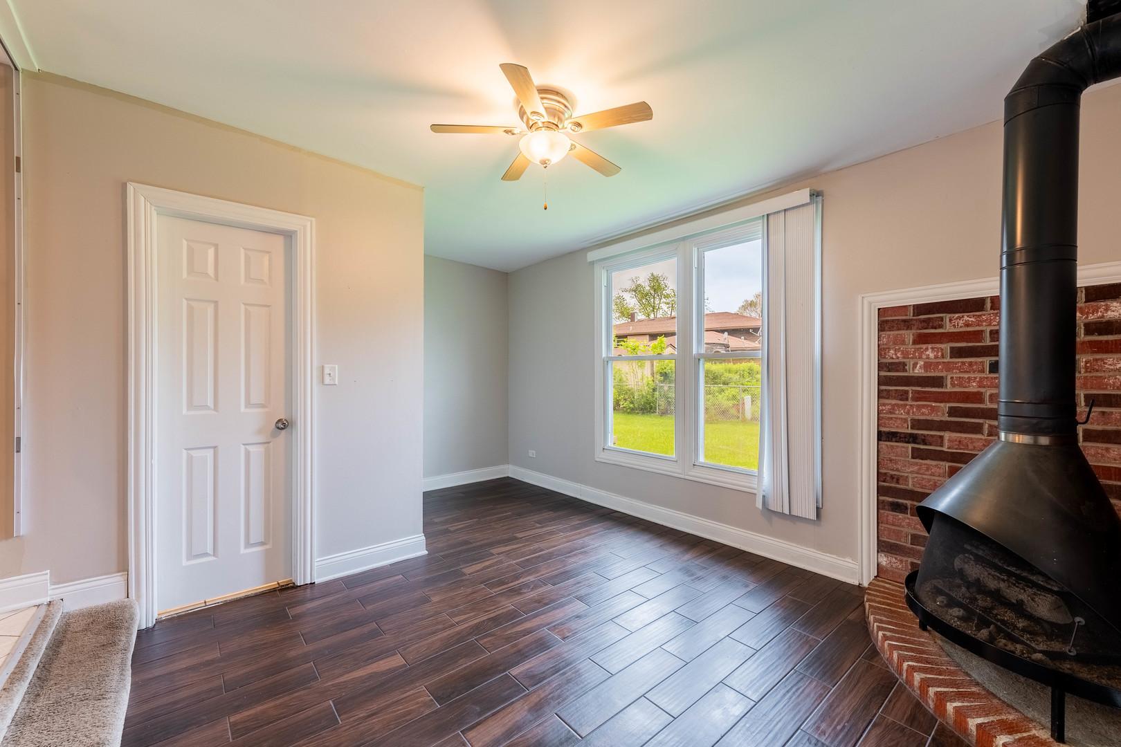 242 Greenbriar Street