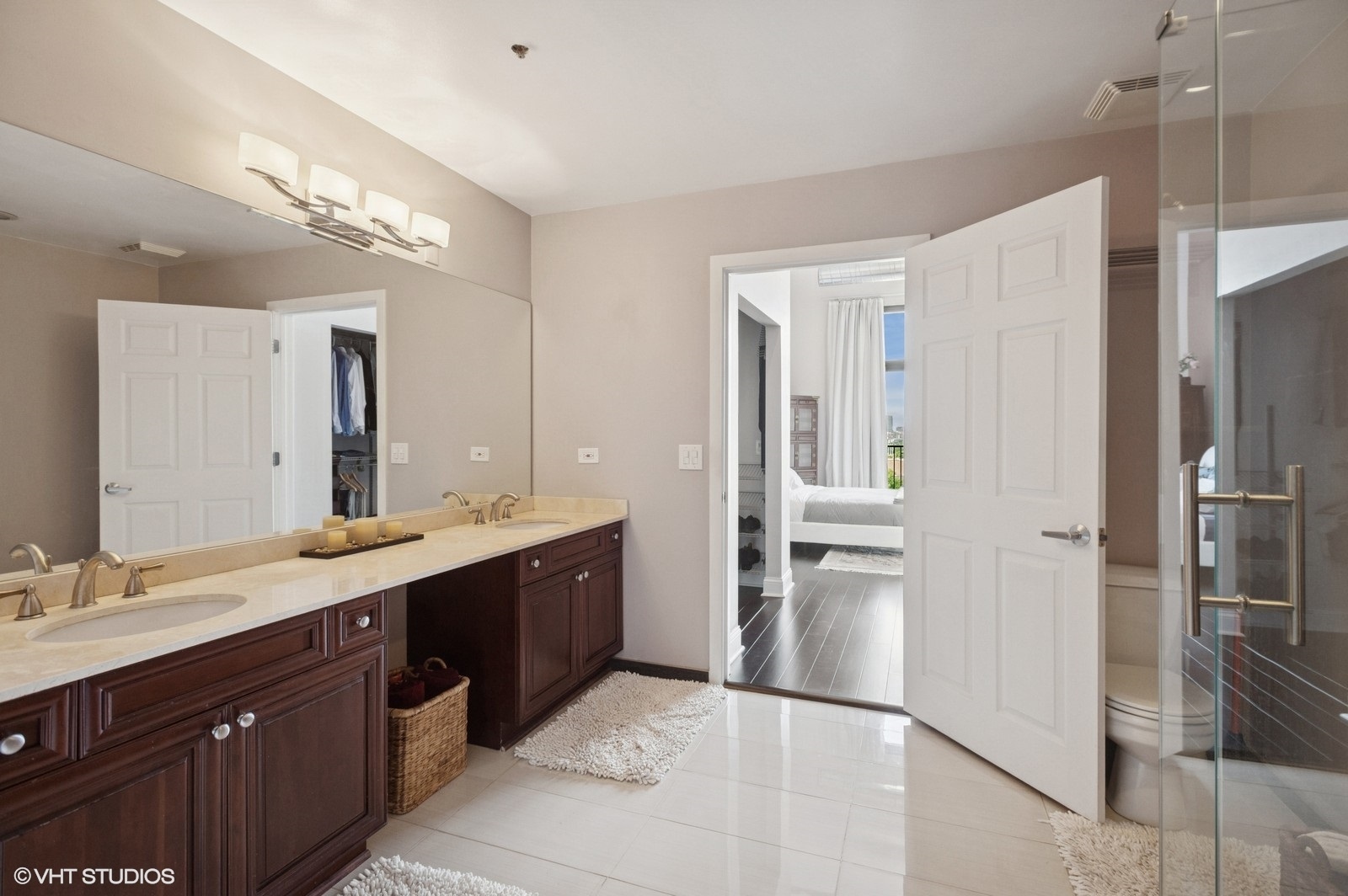 1524 S SANGAMON Street Unit: 802